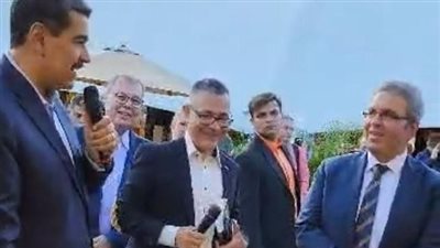 الرئيس الفنزويلي يفتتح الجناح المصري في معرض فنزويلا الدولي للكتاب 