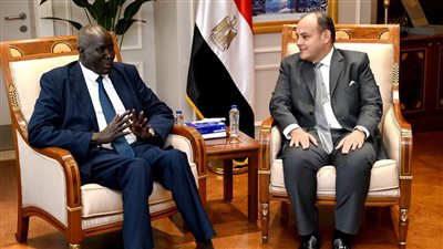 وزير التجارة والصناعة يستقبل نظيره الجنوب سوداني بمقر الوزارة بالعاصمة الإدارية الجديدة