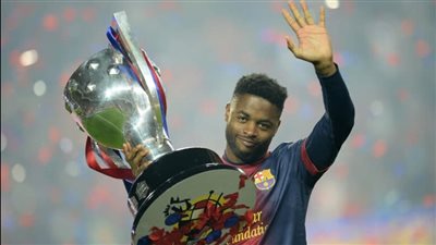 برسالة عاطفية مؤثرة.. نجم برشلونة السابق يُعلن اعتزاله كرة القدم