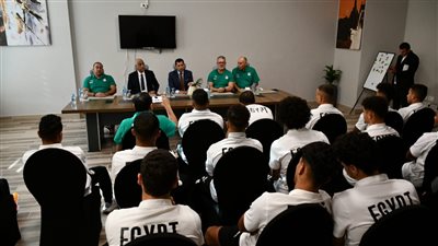 قبل منافسات أولمبياد ٢٠٢٤.. وزير الرياضة يزور لاعبي المنتخب الاولمبي لكرة القدم بمقر إقامتهم 