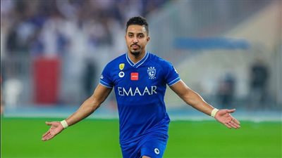 كشف تفاصيل إصابة سالم الدوسري بعد استبعاده من معسكر المنتخب السعودي