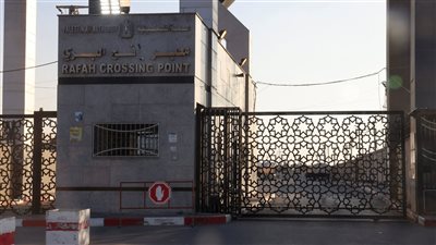 مصر تنجح في إدخال كمية كبيرة من الوقود إلى غزة.. ما التفاصيل؟