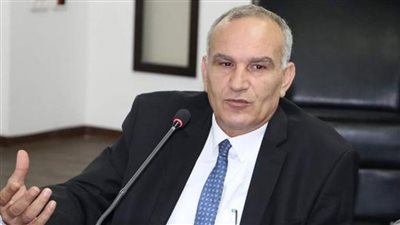  إسحاق سدر: كميات الوقود المخصصة للأتصالات بدأت في النفاذ 