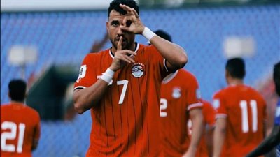 بهدف عالمي من تريزيجيه.. منتخب مصر يتفوق على سيراليون في الشوط الأول (فيديو)