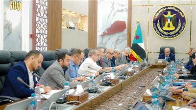 هيئة رئاسة الانتقالي الجنوبي باليمن تقف أمام مستجدات العملية السياسية وجهود إحلال السلام (صور)