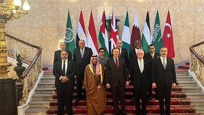 سامح شكري يلتقي والوزراء أعضاء اللجنة الوزارية العربية الإسلامية مع وزير الخارجية البريطاني بلندن