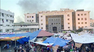  انتشال 49 شهيدًا من مقبرة جماعية جديدة بمستشفى الشفاء بغزة