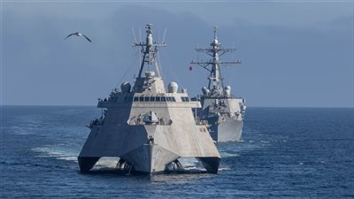 عاجل| البحرية الأمريكية تخترق المياه الإقليمية للصين.. وبكين ترد