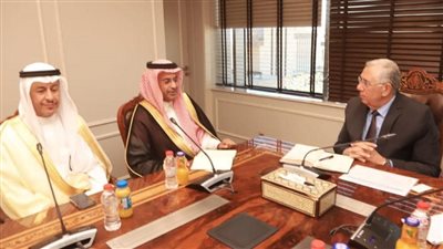 مصر.. وزير الزراعة يبحث مع المستثمرين السعوديين سبل تعزيز الاستثمار الزراعي السعودى