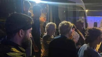 مصر تبدأ إجراءات تبادل الأسرى والمحتجزين بين حماس وإسرائيل