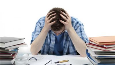 كيف تؤثر الضغوطات النفسية على الصحة الجسدية للأفراد؟