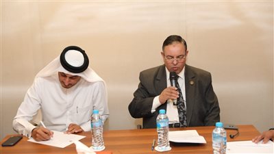 رئيس مصلحة الجمارك المصرية: إعفاء شحنات الإغاثة من الضرائب الجمركية ونقلها بنظام «الترانزيت العابر»