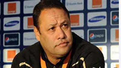  مدرب منتخب مصر السابق يعلق على تصريحات اللاعبين عبر السوشيال ميديا بشأن عقودهم 