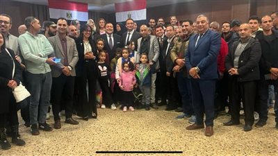 سفير مصر لدى تونس يعقد سلسلة من اللقاءات مع ممثلى الجالية المصرية