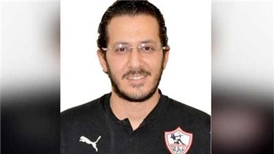 ميدو يدافع عن محمد أسامة طبيب الفريق الأول لكرة القدم بنادي الزمالك