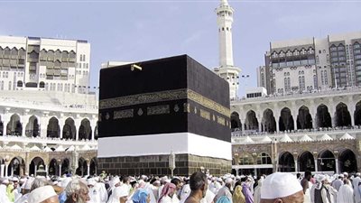  إلكترونيا وورقيا.. خطوات التقديم على حج الجمعيات الأهلية 2024