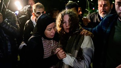 جوهرة الدفعة السادسة لتبادل الأسرى.. من هي الشقراء عهد التميمي؟