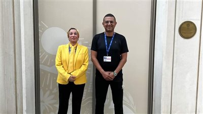 برعاية مؤتمر المناخ COP27.. وزيرة البيئة تستقبل المغامر المصري على عبده
