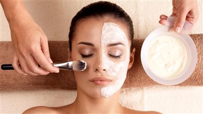 فوائد لبان الذكر للوجه.. كولاجين طبيعي لشد البشرة دون كريمات