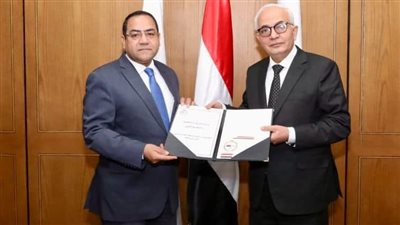 وزير التربية والتعليم يتسلم نتيجة مسابقة شغل ٣٠ ألف وظيفة معلم مساعد للعام الثاني 