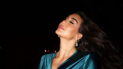 باللون الجنزارى.. ياسمين صبري تتصدر محركات البحث