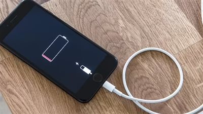  طريقة وحيدة يمكنها أن تنفذ بطارية هاتفك الآيفون