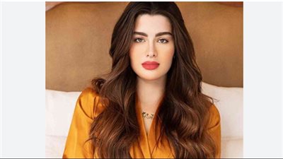 مرتدية فستان باللون الأحمر.. روان بن حسين تتصدر مواقع التواصل (صور)