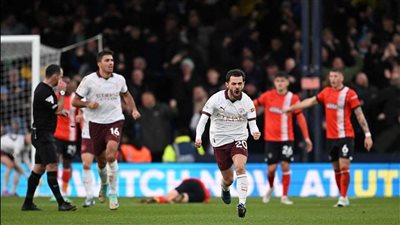 مانشستر سيتي يقلب الطاولة على لوتون تاون ويستعيد انتصاراته بالدوري الإنجليزي