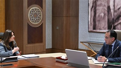 رئيس الوزراء يلتقي وزيرة الدولة للهجرة لمتابعة عدد من ملفات العمل 