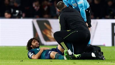 إصابة صادمة في توقيت حساس.. هل يغيب محمد النني عن كأس الأمم الإفريقية؟