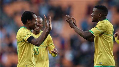 بيرسي تاو يتصدر قائمة جنوب إفريقيا «المبدئية» لكأس الأمم الإفريقية