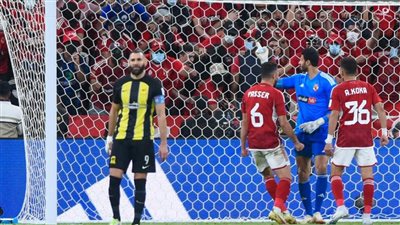 تعليق ناري لإعلامي رياضي مصري بعد فوز الأهلي علي الاتحاد السعودي