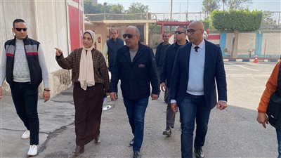 في زيارة مفاجئة.. وزير قطاع الأعمال العام يتفقد مصانع الشركة العربية للأدوية