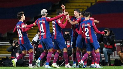 تشافي يعلن قائمة برشلونة المتجهة للسعودية لخوض بطولة السوبر الإسباني