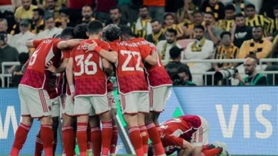 ناقد رياضي: الأهلي نسى الفوز على اتحاد جدة.. وبدأ التفكير في مواجهة فلومينينسي البرازيلي