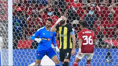 إعلامي رياضي: الأهلي هو هيبة الكرة المصرية.. وحاليا أصبح بعبع العالم.. واللى يراهن عليه يكسب