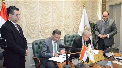 مصر.. تدشين مشروع ورشتى يدعم ورش ومصانع المشغولات الذهبية