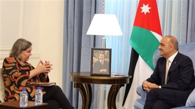 رئيس الوزراء الأردني يلتقي نائب وزير الخارجية الأمريكي للشؤون السياسية