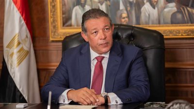 حازم عمر: عمرو موسى شكل جبهة الإنقاذ يوم الإعلان الدستورى لجماعة الإخوان