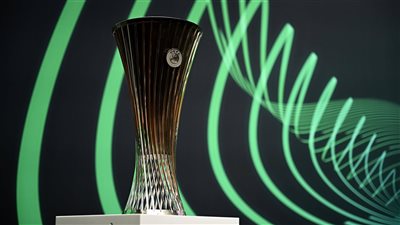 نتائج قرعة ملحق دوري المؤتمر الأوروبي.. مواجهة قوية لفريق عمر مرموش