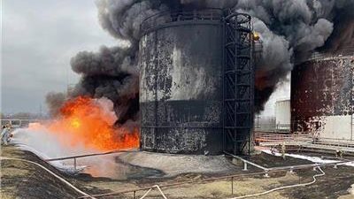  ارتفاع عدد ضحايا انفجار مستودع نفطي بغينيا إلى 18 قتيلًا