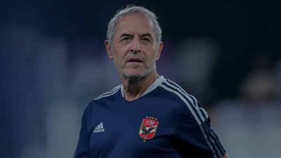  كولر يوجه رسالة إلى جماهير النادي من داخل ملعب استاد محمد بن زايد