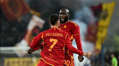 نابولي بـ 9 لاعبين يخسر من روما بهدفين في الدوري الإيطالي