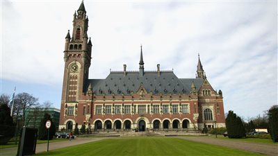 في بداية الجلسة.. تعليق مفاجئ من قضاة محكمة العدل الدولية بشأن الإبادة الإسرائيلية بغزة