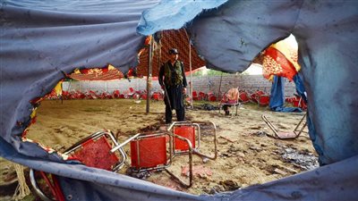 مقتل طفلين في انفجار قنبلة استهدفت مركز شرطة في باكستان