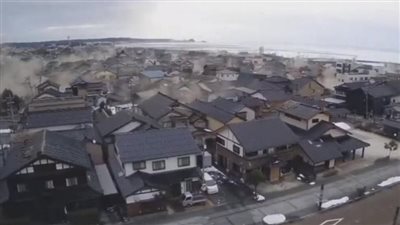 بسبب الزلزال.. رئيس الوزراء الياباني يدعو سكان بعض المناطق إلى إخلائها