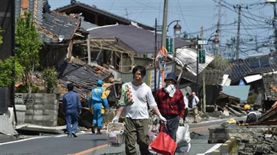وصل لسواحل البلاد.. تسونامي خطير يُهدد اليابان بعد الزلزال (فيديو)