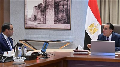 مدبولي يوجه بسرعة تسليم وحدات زهرة العاصمة للموظفين المنتقلين للعاصمة الإدارية