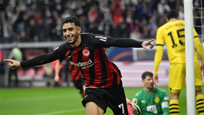عمر مرموش يُزين التشكيل المثالي للدوري الألماني عن شهر ديسمبر
