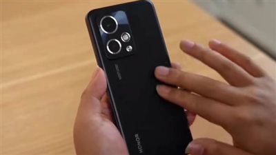 مقارنة بين هونر Honor 90 GT وشاومي Redmi K70